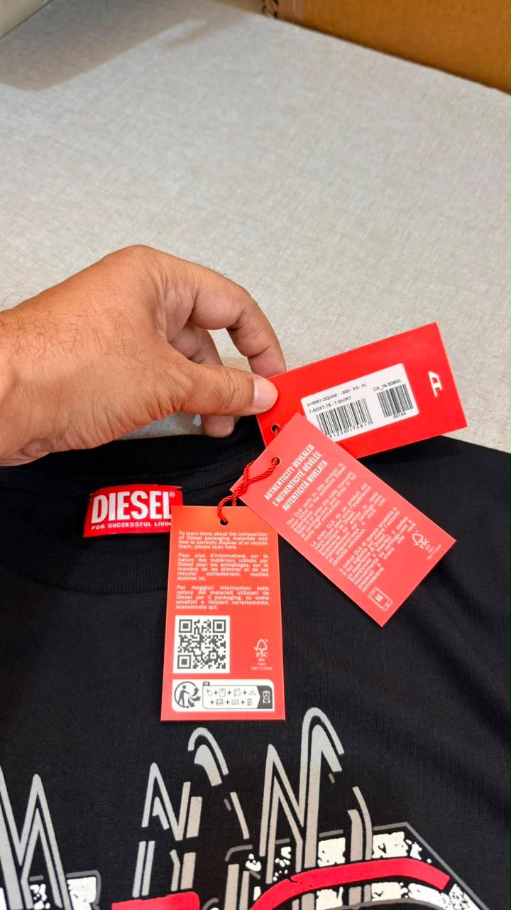 Die.sel Black T-shirt with 78 Print