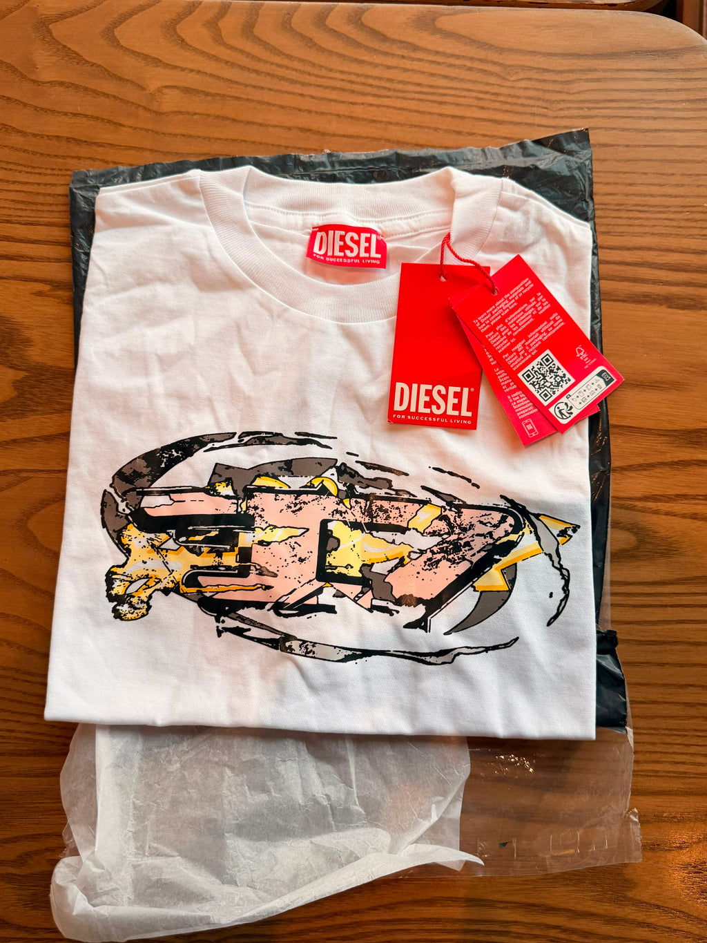 DIE.SEL T-Shirt With Oval D Logo